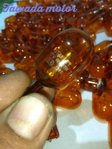 Bohlam Lampu Sen BELAKANG SUZUKI AERIO Amber Type T20 12v 21w  WY21W MERK STANLEY