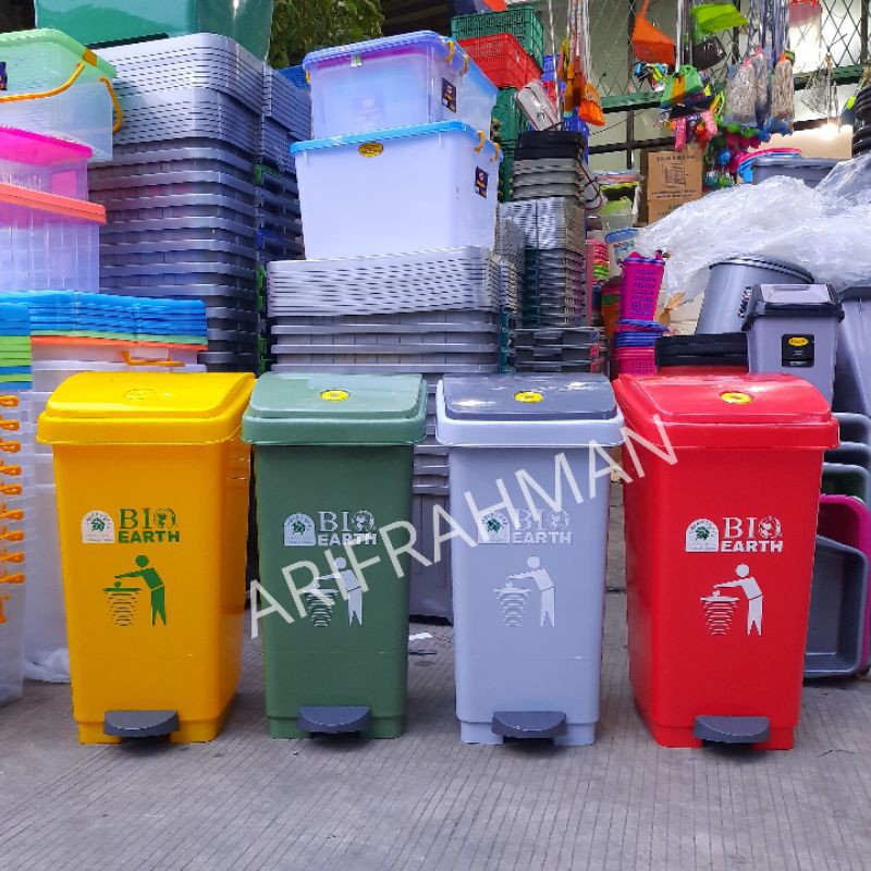 Tempat Sampah Injak Injek 50 Liter Bio Earth 2160