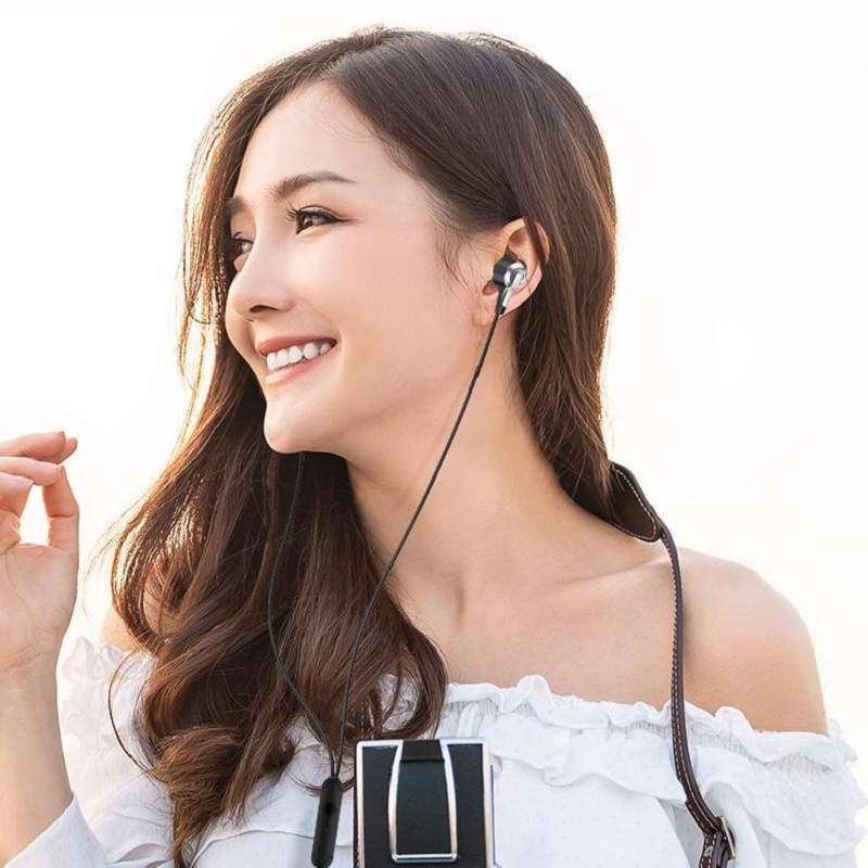 Headset Earphone Sport In-Ear Deep Bass Stereo Kabel Jack 3.5mm Dengan mic Untuk vivo / Oppo