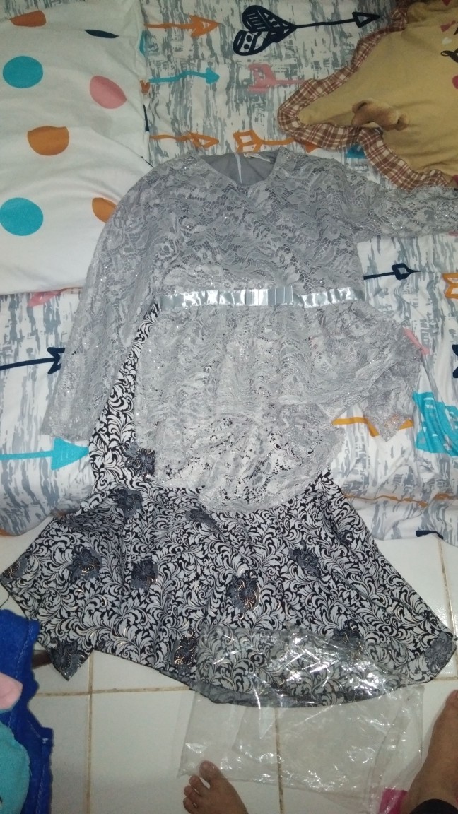 Kebaya Anak / Kebaya Brokat Anak / Kebaya Anak Wisuda / Kebaya Ansak Sd / Kebaya Duyung Anak /