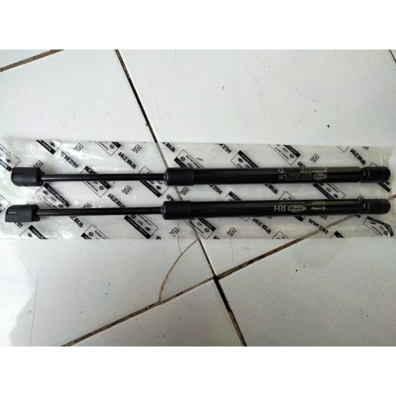 Shockbreaker bagasi Nissan march,Datsun go kiri kanan set original