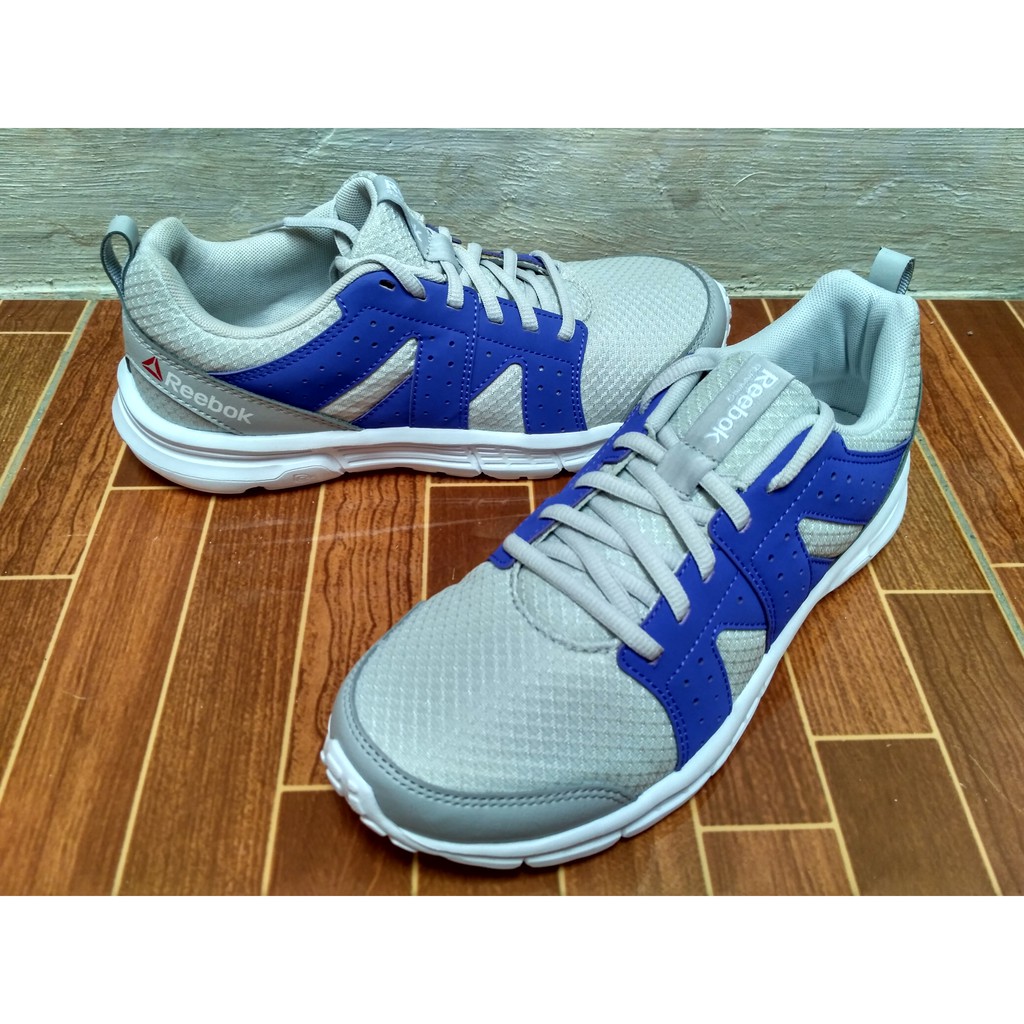 terjual obral sepatu  lari reebok  run supreme green 