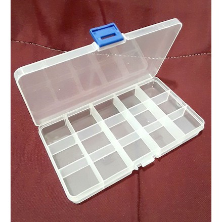 Kotak Plastik Transparan 15 sekat Untuk Perhiasan Beads