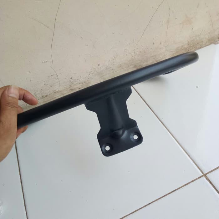 Behel vespa lx custom ori lx hitam.