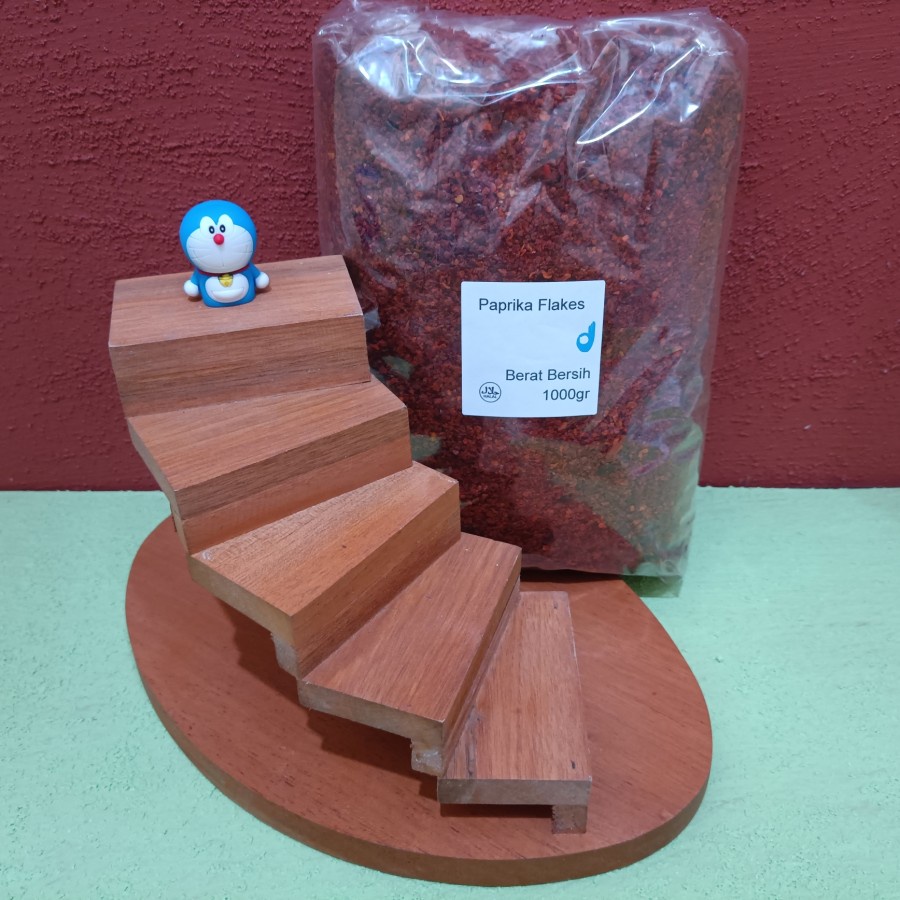 

Paprika Kering Cacah 1 kg / Red Bell Pepper Dried Flakes 1000 gram Cacah Sangat Kasar / Rempah / Bumbu Masak / Spices