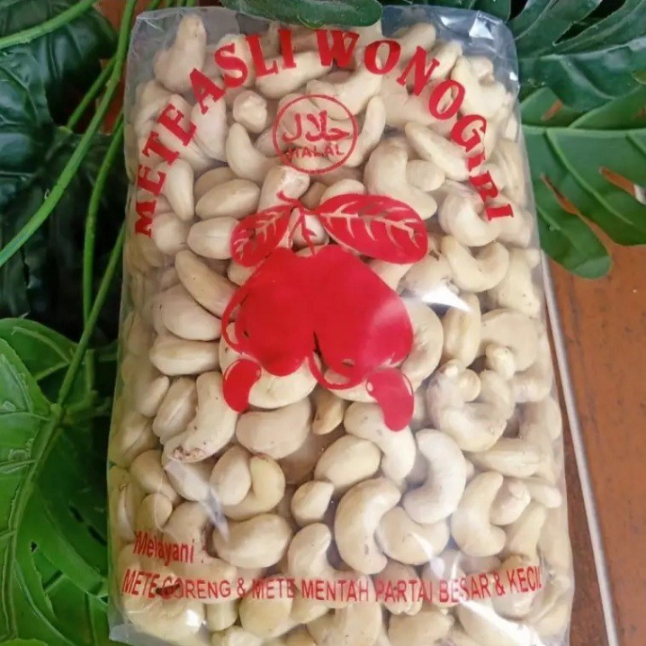 250 gram Kacang mete/mede/cashewnut MENTAH utuh