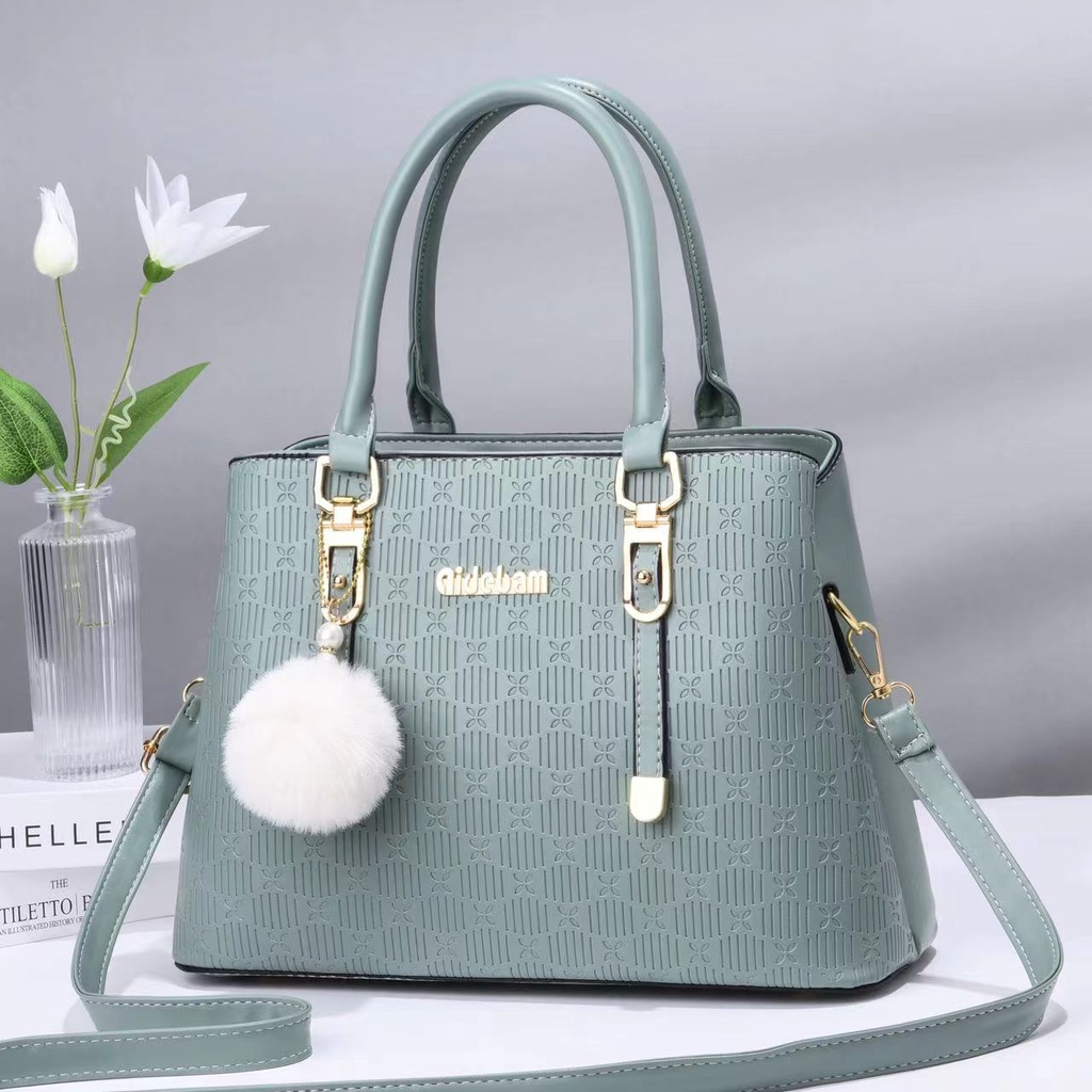 BQ 3494 RISCE TAS HAND BAG IMPORT WANITA CEWEK PEREMPUAN JAKARTA BATAM GANTUNGAN POM POM