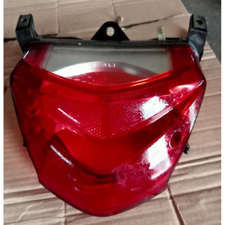 lampu belakang skydrive