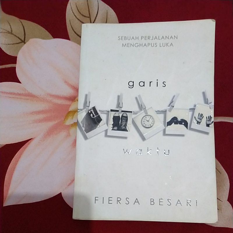 

Preloved Buku "Garis Waktu" Original by Fiersa Besari
