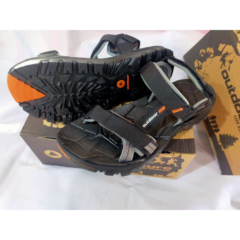 sandal gunung pria big size 44-45 merk outdoor Coloseum-Hitam