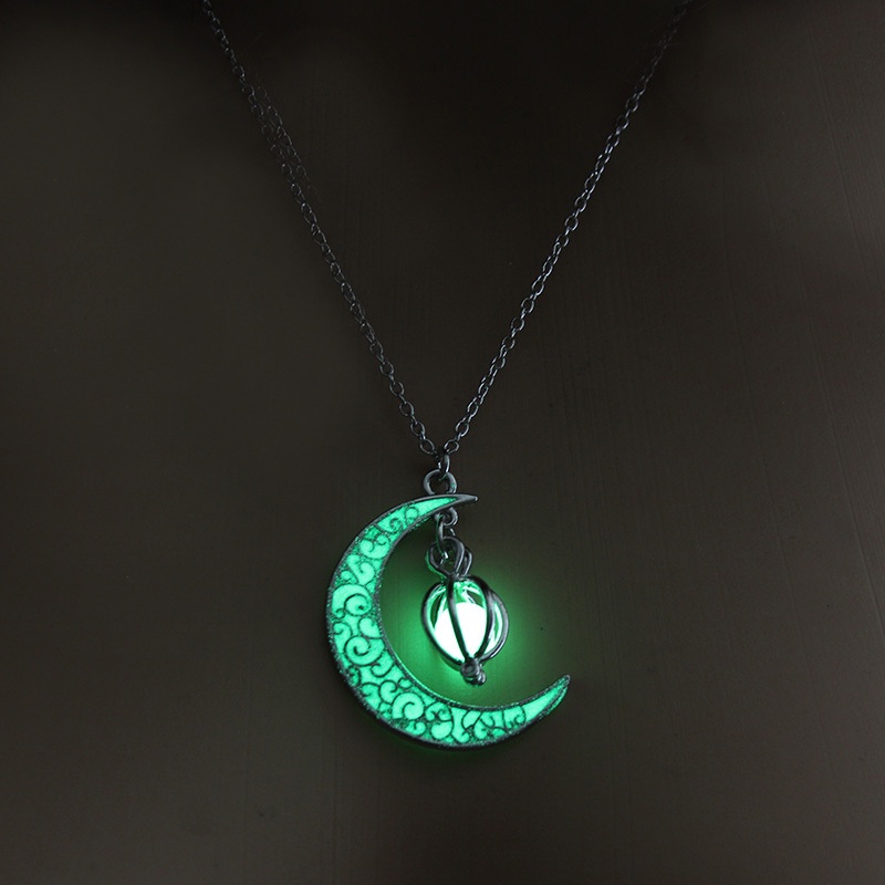 Dark Luminous Sailor Moon Batu Neon Kalung Kristal Alami Bersinar Dalam Gelap Batu Liontin Kalung