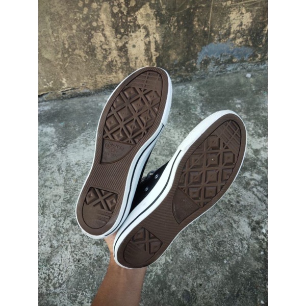 Sepatu Converse second