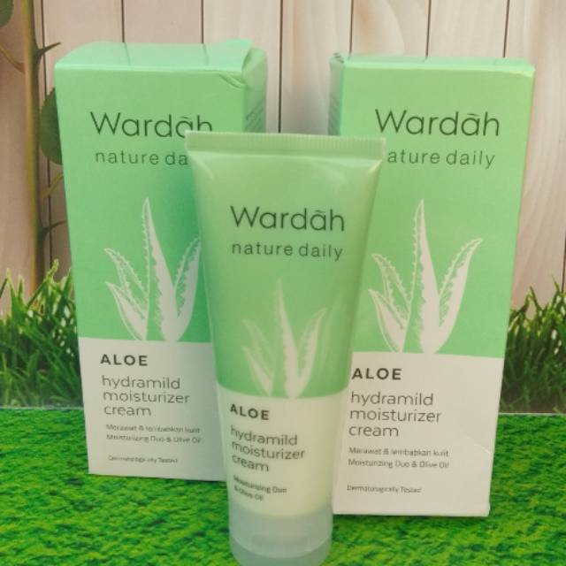 WARDAH NATURE DAILY HYDRAMILD MOISTURIZER CREAM /pelembab Wardah aloevera