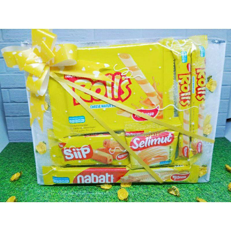 

Paket snack murah nabati Richeese siip Rolls