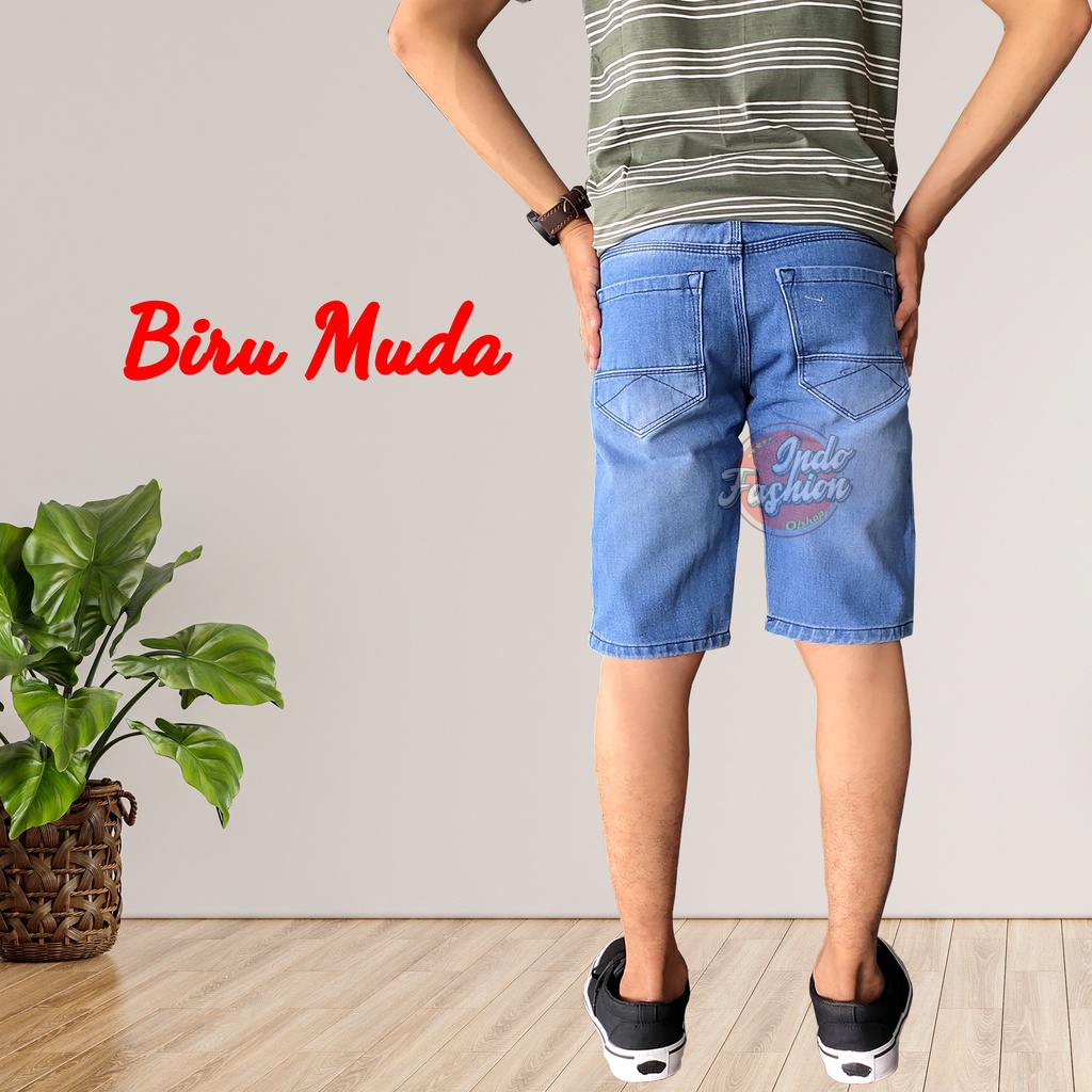 Celana Pendek Jeans Pensil Pria Biru Muda 27 - 38