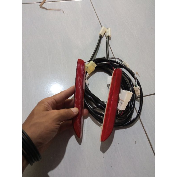 LAMPU BUMPER BELAKANG INNOVA FORTUNER 2007-2015 LAMPU MATA KUCING INNOVA FORTUNER 2011-2015