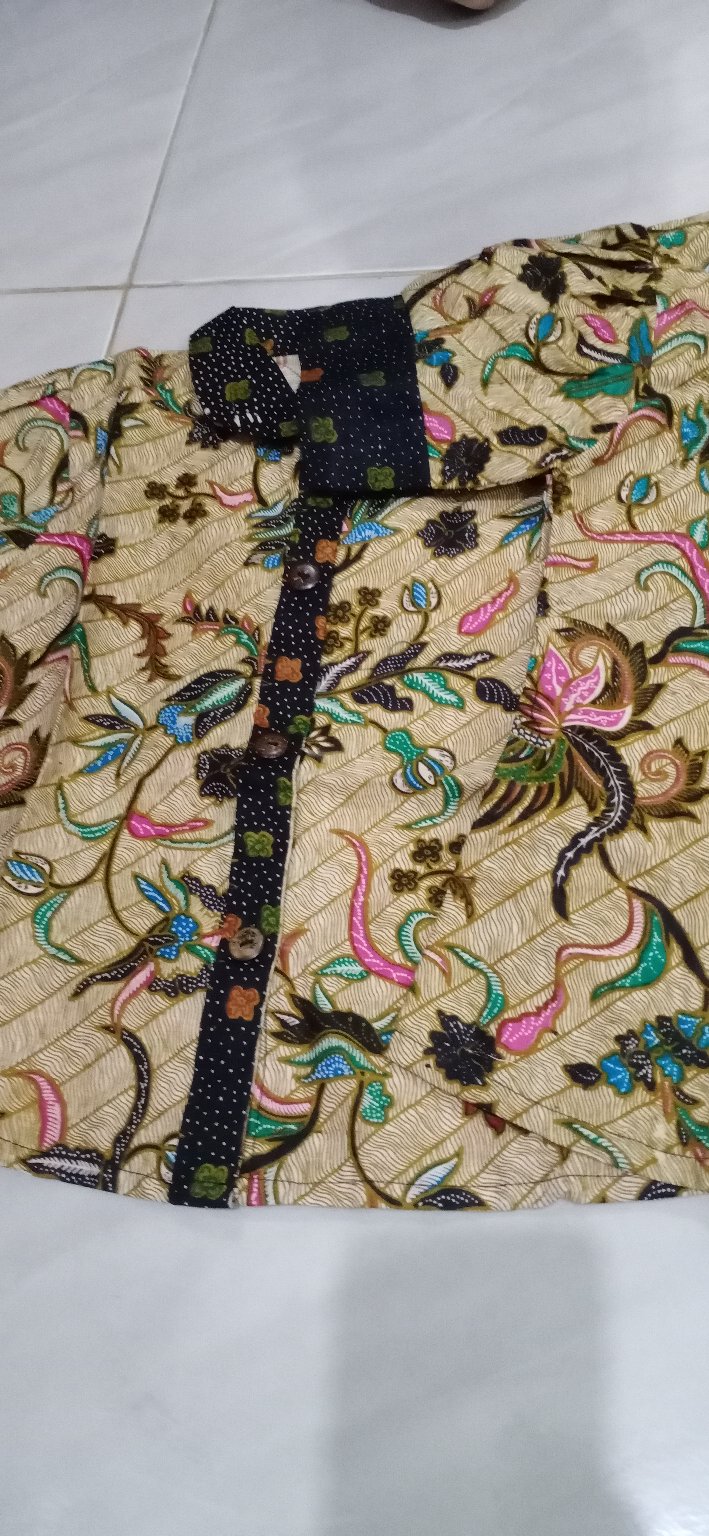 Atasan Kemeja Batik Anak Perempuan Berkerah Kancing Depan Cocok Buat Sekolah Dan Formal Bahan Halus