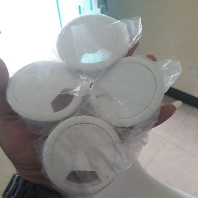 Tutup Lubang Kabel Komputer Warna Putih