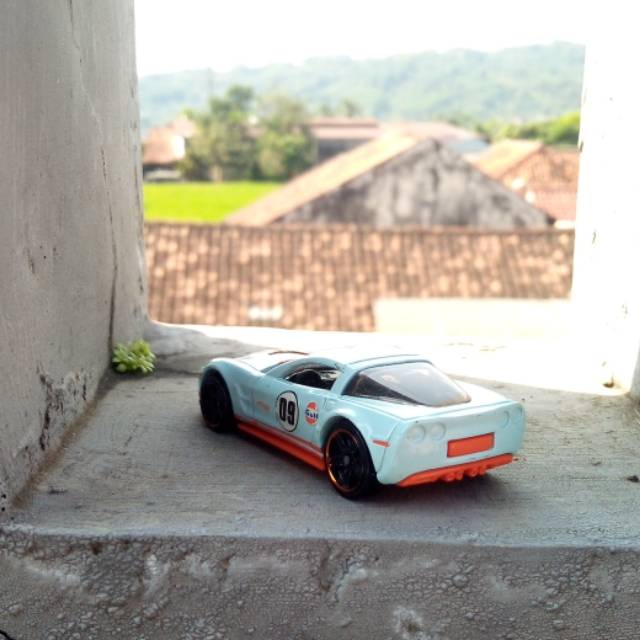 HotWheels 09 Corvette ZR1