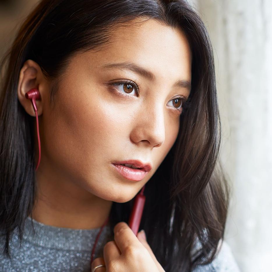 Pasti Kekinian Pioneer  Earphone Bluetooth SE-C4BT