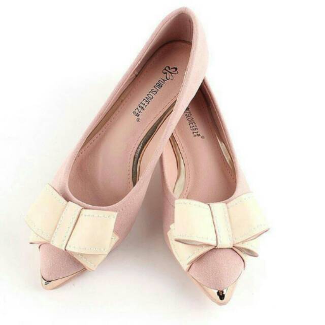 

Flat pita pink