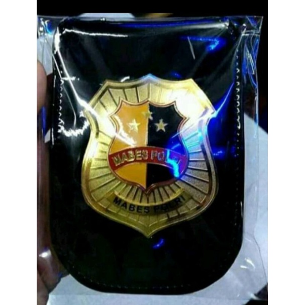 

Kalung Mabes Polri (Dompet Glossy)