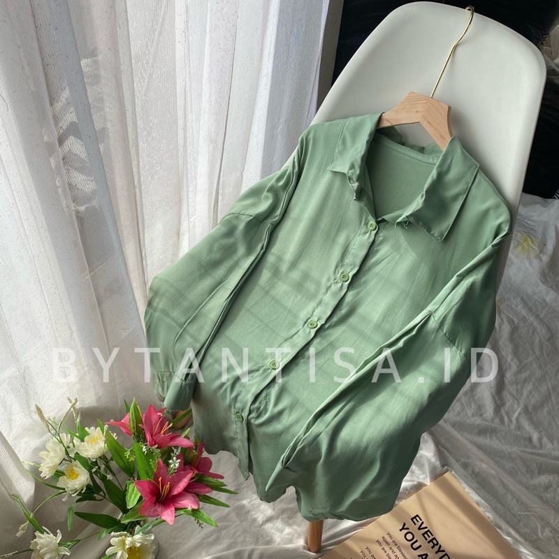 KEMEJA BASIC KONINA BAHAN RAYON | KEMEJA BLOUSE WANITA BAHAN ADEM FULL KANCING-Mint Konina