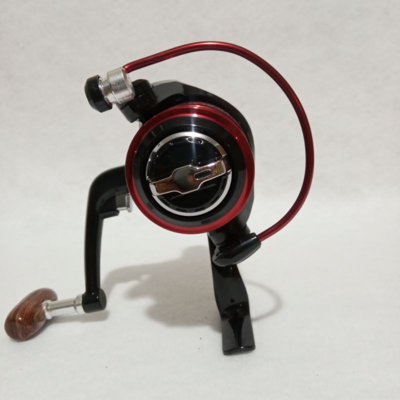 Reel Aewa Apollo 2000