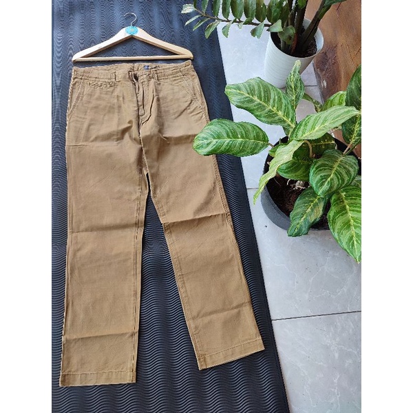 CELANA CHINOS GAP SIZE 31 SECOND
