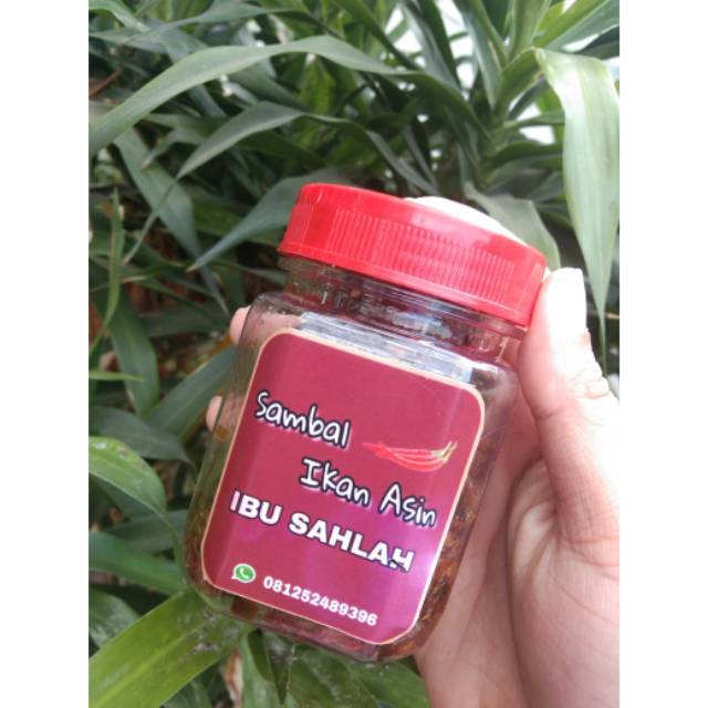 

Sambal ikan asin ibu sahlah