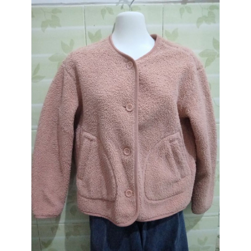 preloved jaket wol uniqlo pink