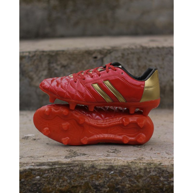 Sepatu Sepakbola Fonder 12 Pass C4 Luxery (Merah/Gold)