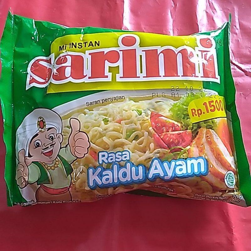 Sarimi rasa kaldu ayam. Mie instan.