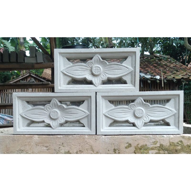 loster/roster/modern/beton/minimalis/ventilasi udara motif ram nyamuk bunga besar