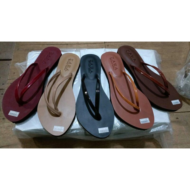 sandal jepit zara