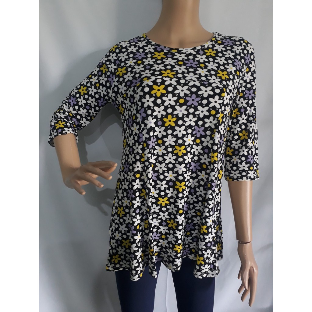 KAOS WANITA LENGAN PANJANG MOTIF BUNGA BESAR DAISY