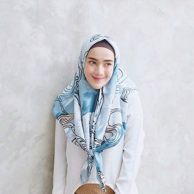 Maxmara Tropical Motif kaguya Riamiranda/ ALLURA SPACE BY ATALA