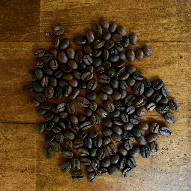 

Rainforest roasted coffee beans Robusta