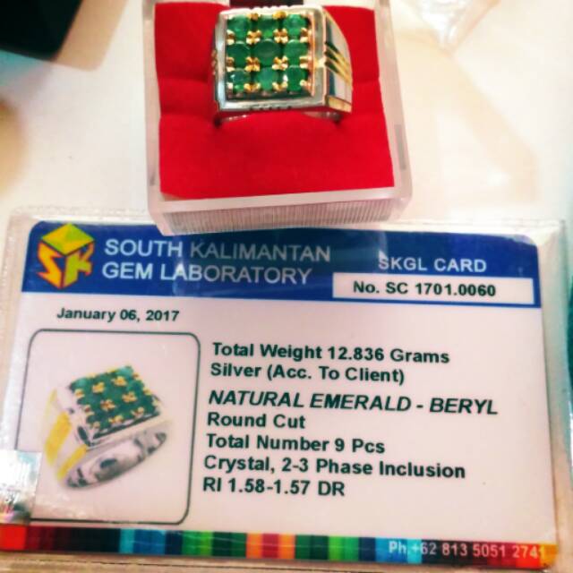 Cincin perak Natural Emerald Beryl Zamrud / Zamrud Jamrud memo