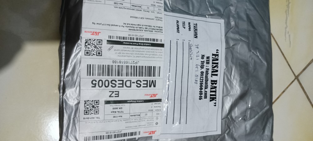 Setelan Celanasarung Batik Solo