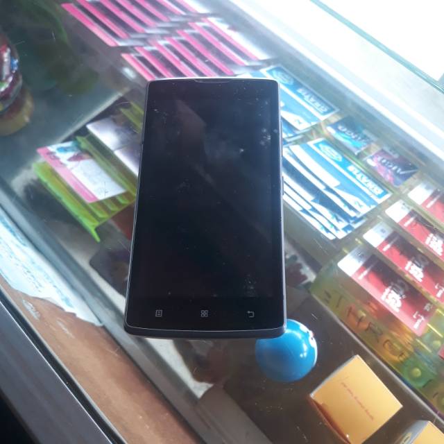 Lenovo A2010 Kondisi Matot ( Belum Di  cek keseluruhan)