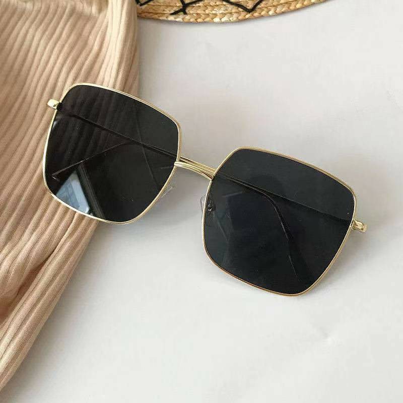 Kacamata Pria/Wanita-Fashion-Retro Vintage Segiempat Metal-Sunglasses-Korea km K104 TOSERBA-3