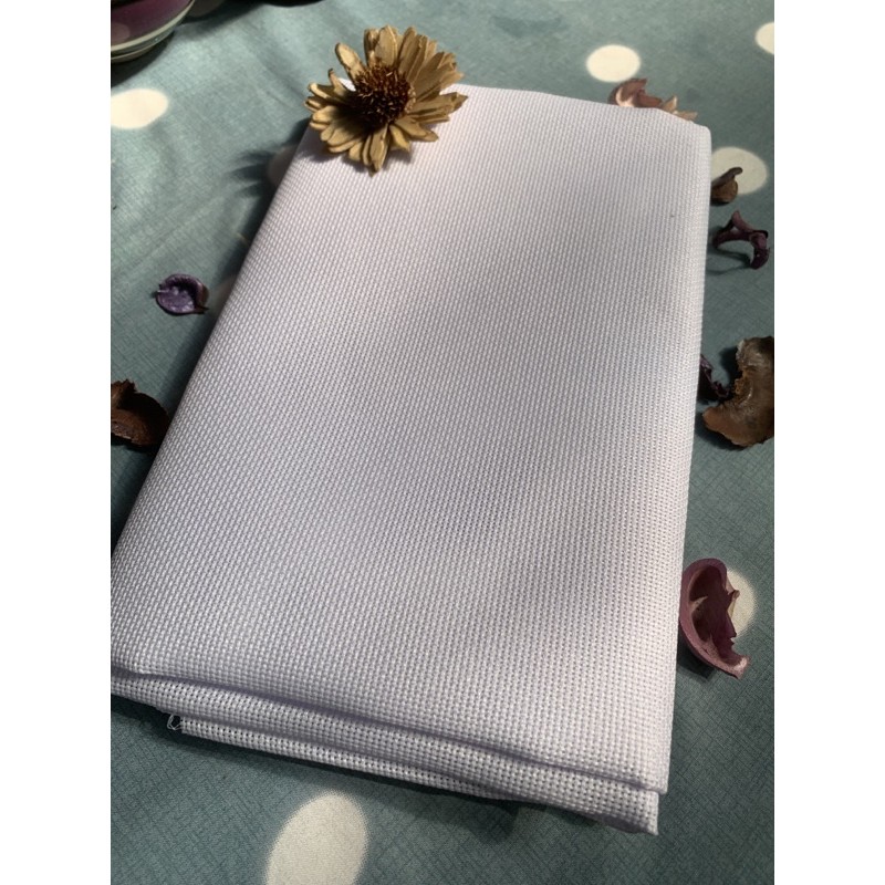 Kain Strimin Cross Stitch Putih Kristik per meter