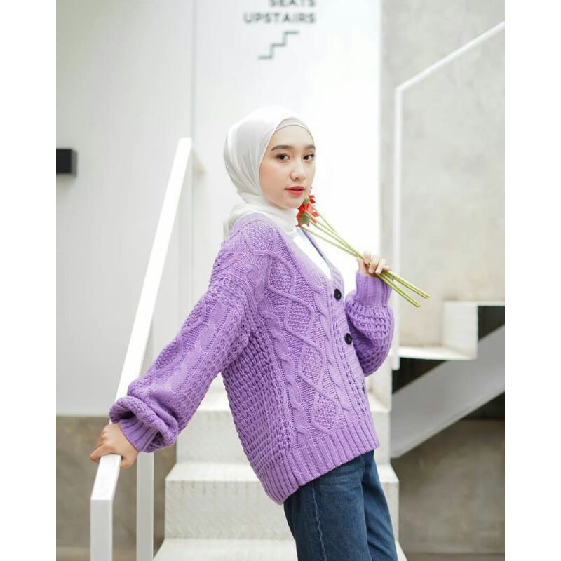QUEENA CABLE CARDI