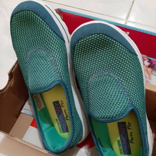 Skechers GoWalk Original Counter Size 6 Preloved