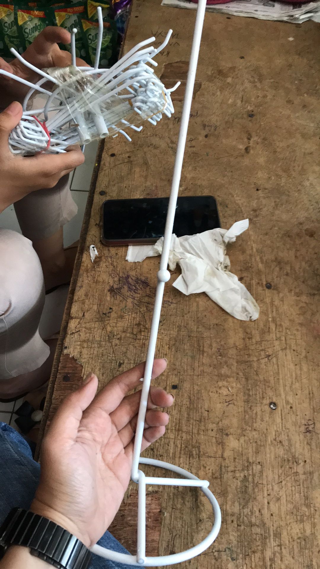 Display Matahari 3 Susun Kaki Bulat - Rak Putar Gantungan Perhiasan & Aksesoris