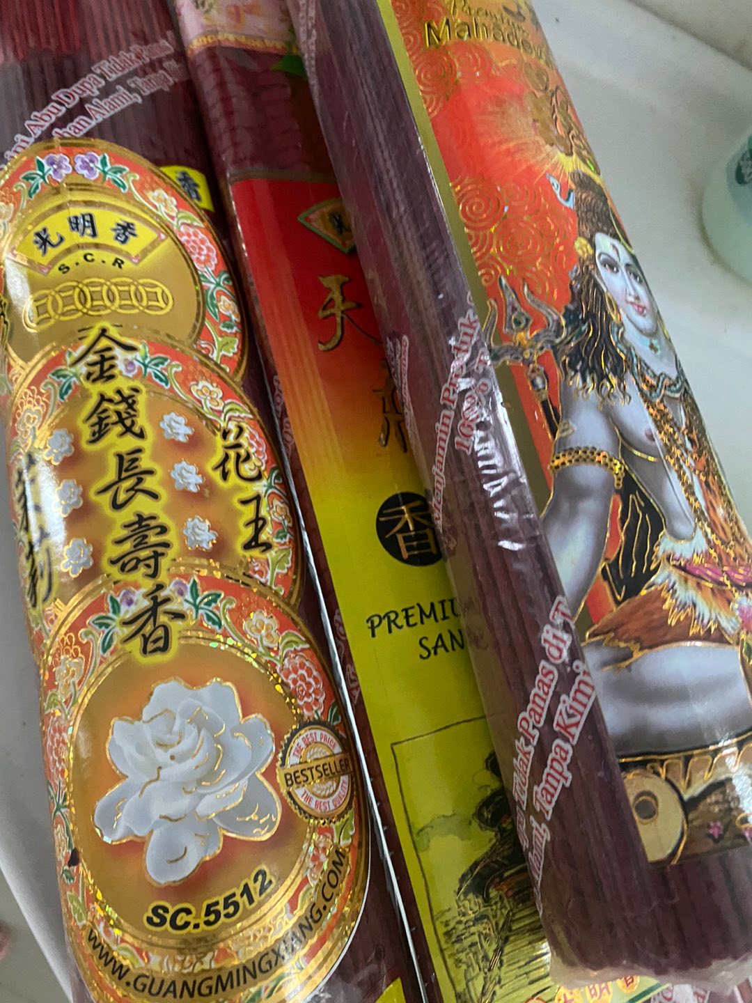 Hio (dupa) Besar Scr 1658 Sandalwood (cendana) 12 Jam