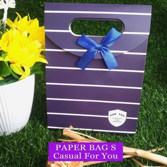 

Paper Bag Motif / Tas Kertas Kado / Tas Ulang Tahun - S Casual