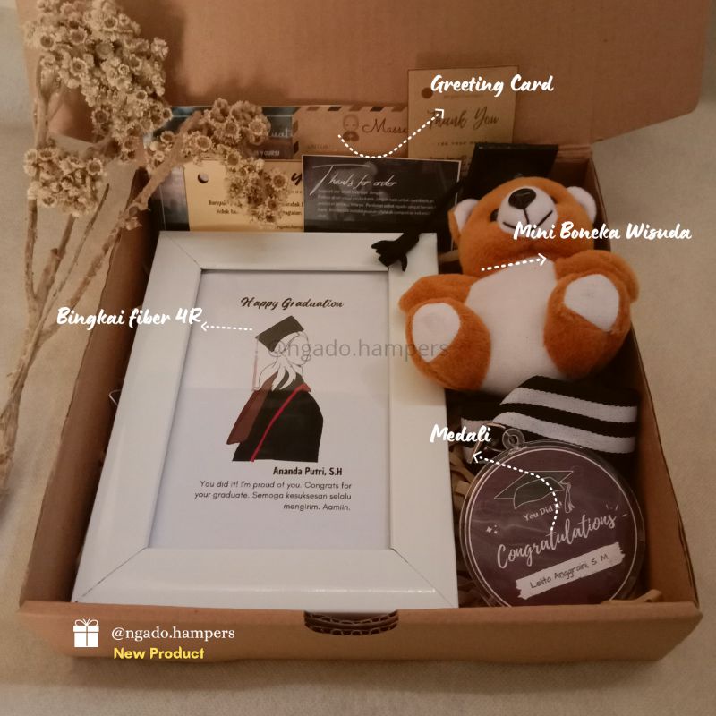 

Hadiah Wisuda Cowok Cewek Aesthetic Murah Lucu Custom Foto Unik | Kado Wisuda Cewek Cowok Aesthetic Murah Bagus