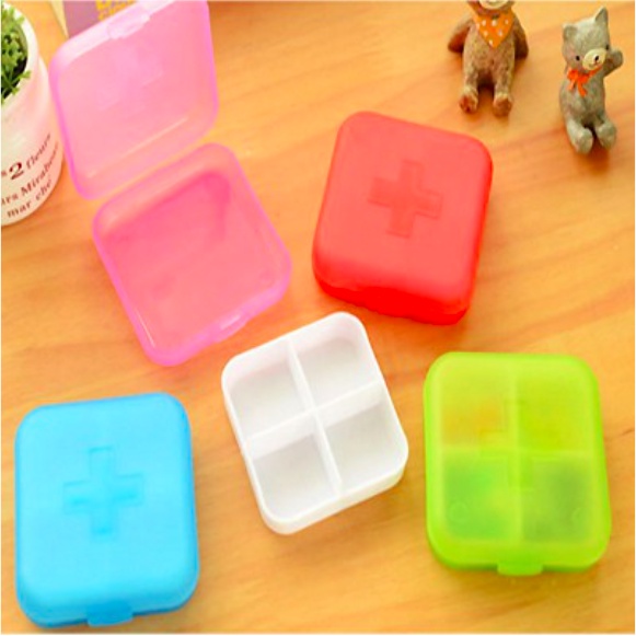 Pill Box Kotak Obat Mini Box Perhiasan Mini Medicine Mini Serbaguna Storage Box